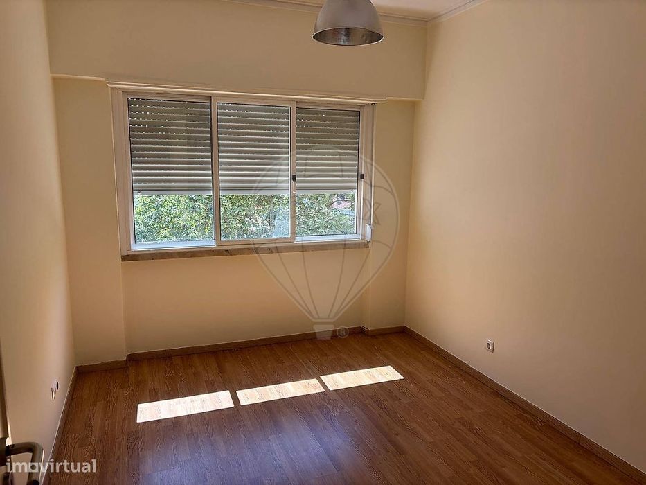 Apartamento T2 para arrendamento