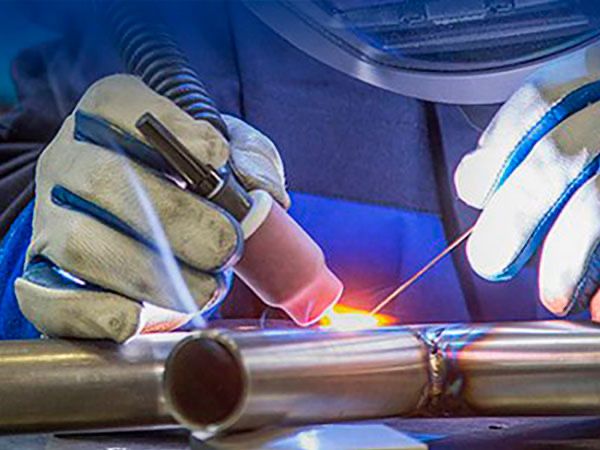 аргонова зварка алюмінію аргон кузов після ДТП різне