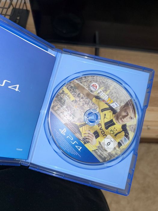 PlayStation 4 fat 500gb + 3 jogos