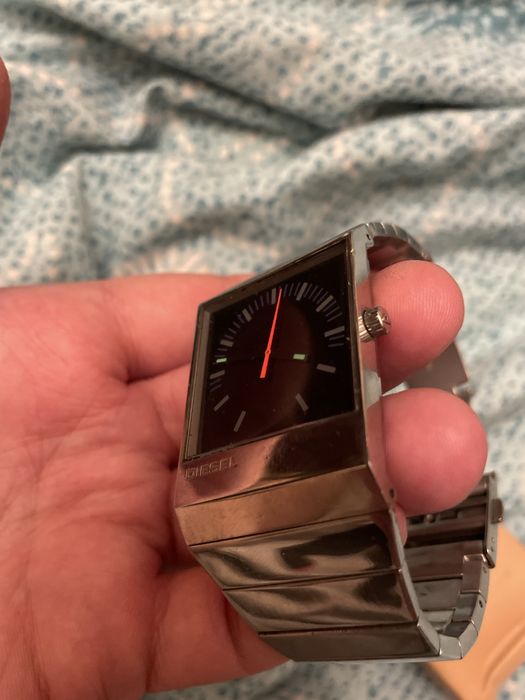 Разпродаю коллекцию diesel часов