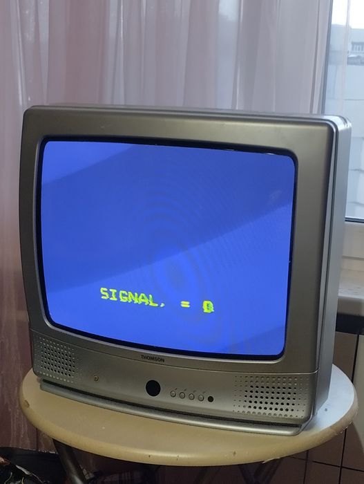 Телевизор Thomson 52 см