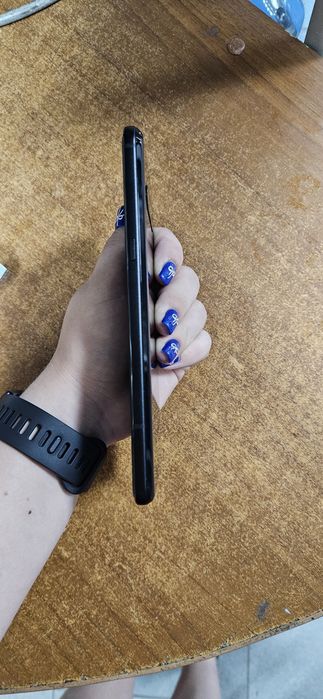 LG V60 ThinQ 5G (L-51A)