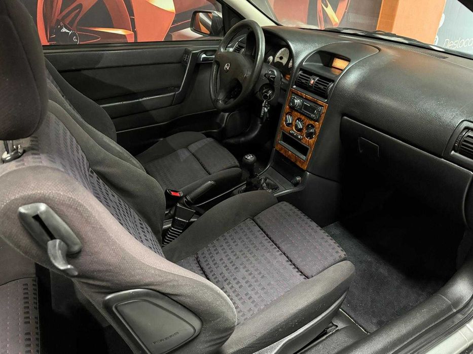 OPEL ASTRA 2.0 DTI SPORT NACIONAL