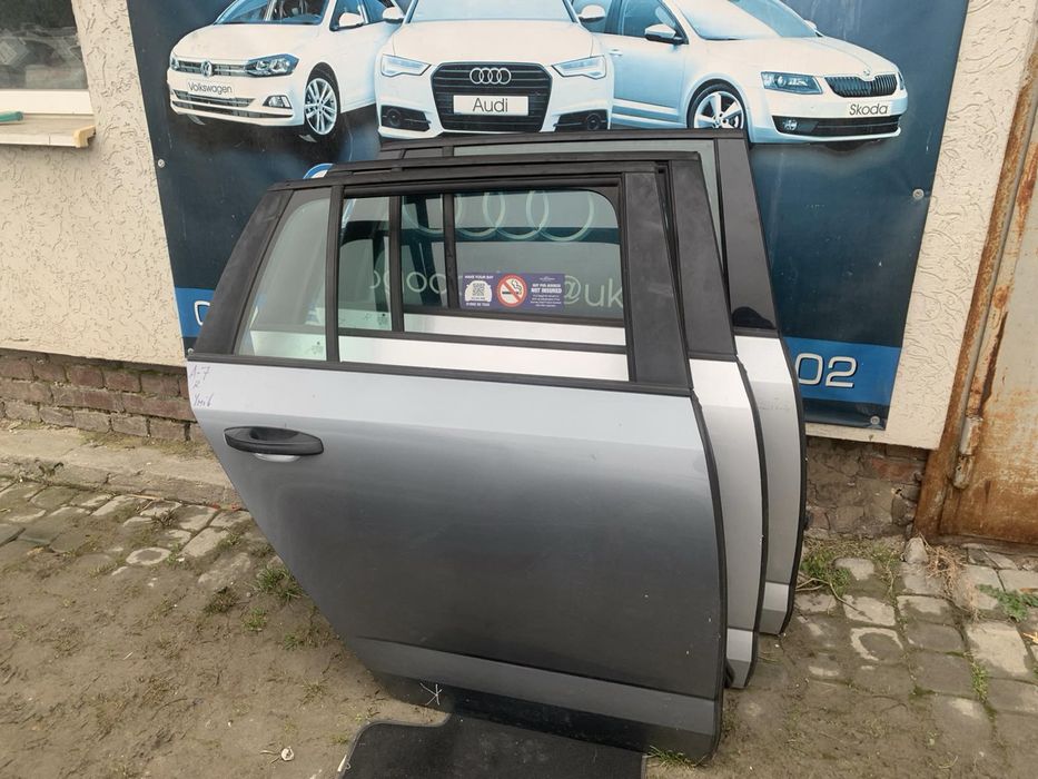Двері Задні Праві Шкода Октавія А7 Skoda Octavia A7 Комбі Універсал