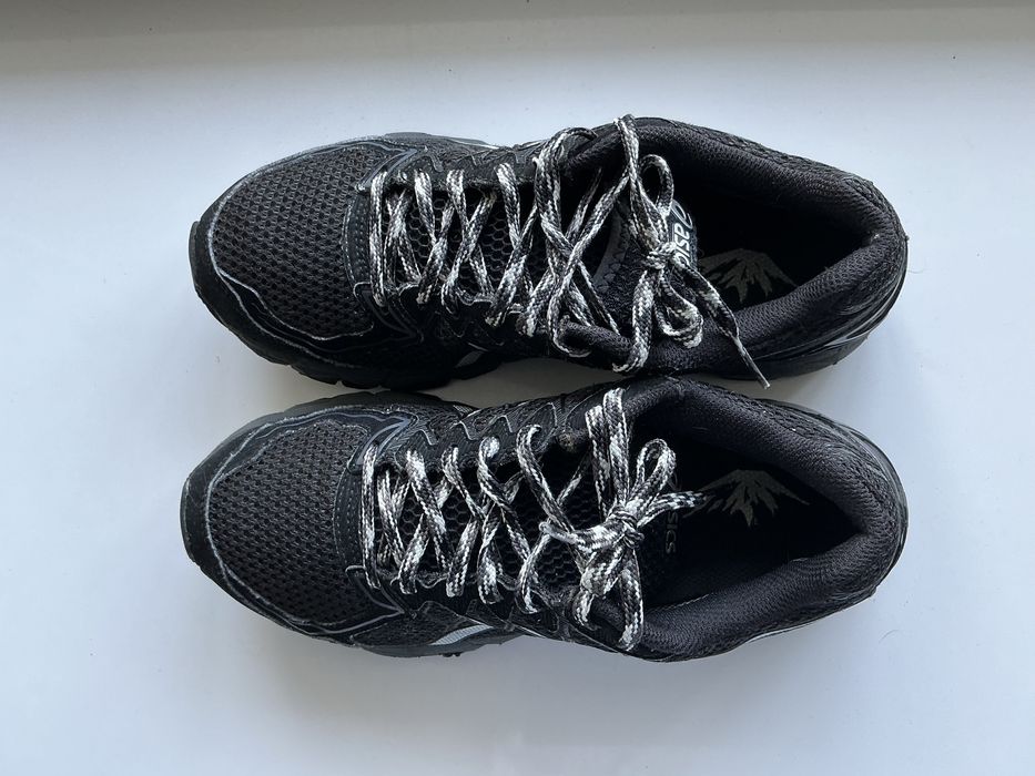 Кроссовки ASICS Gore-Tex 39 р.