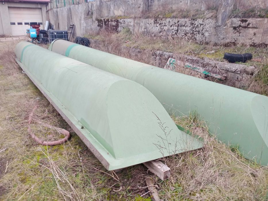 Houseboat, domek, tratwa, pomost, pLywaki.