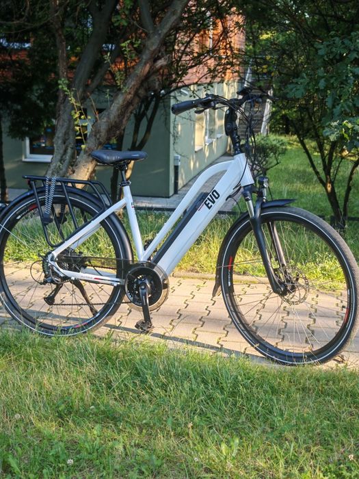 Rower elektryczny Funbike EVO 19" BIAŁY - Stan Jak Nowy, Przebieg TYLKO 260 km!
