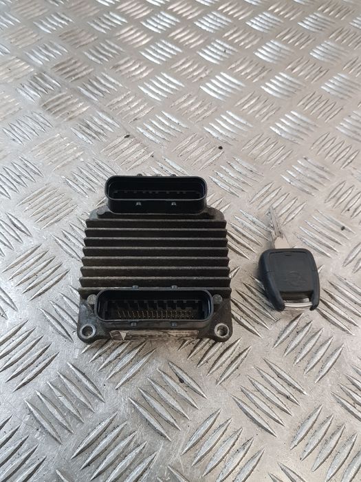 Sterownik Silnika + Kluczyk 09355929 Opel Astra Ii G 1.6 16V