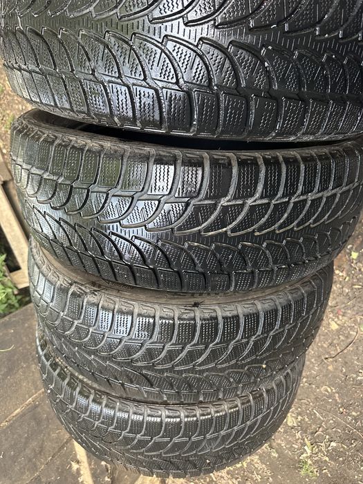 Шини зима 225/60 R18 Bridgestone , комплект оригінал