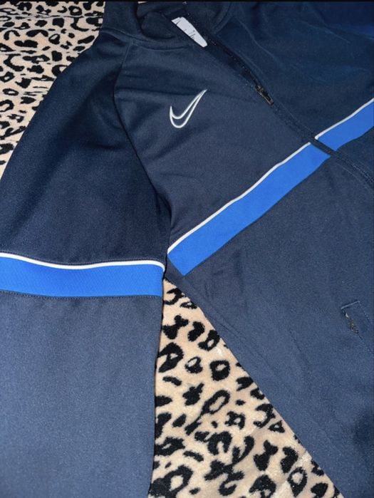 casaco nike tamanho M