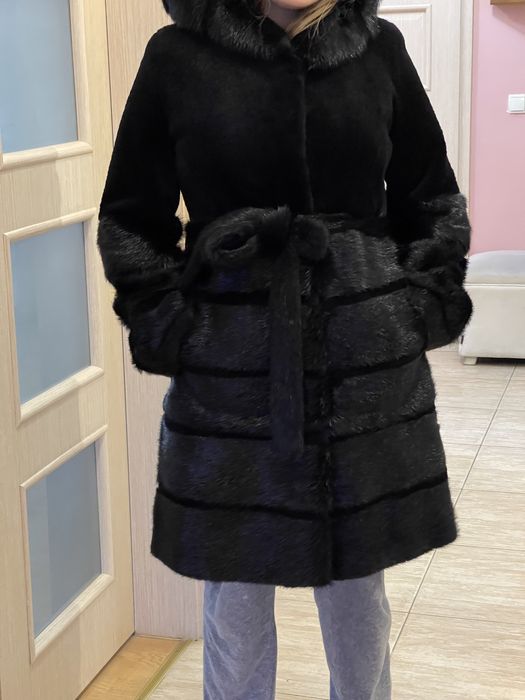 Шубка з нутрії.