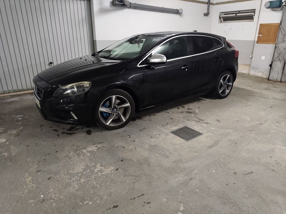 Volvo v40 D4 190cv