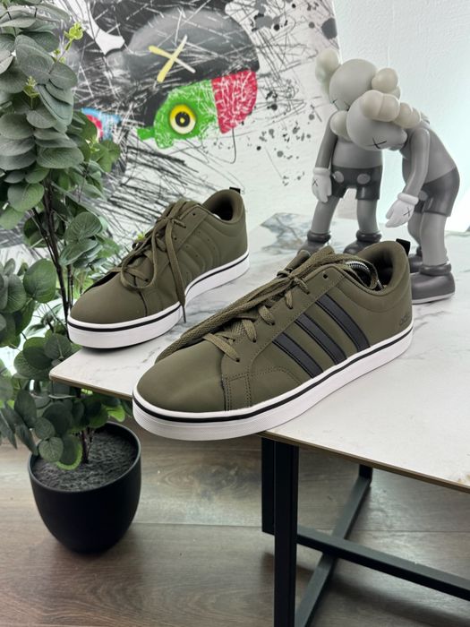 Кросівки Adidas VS Pace 46 розмір Е17073