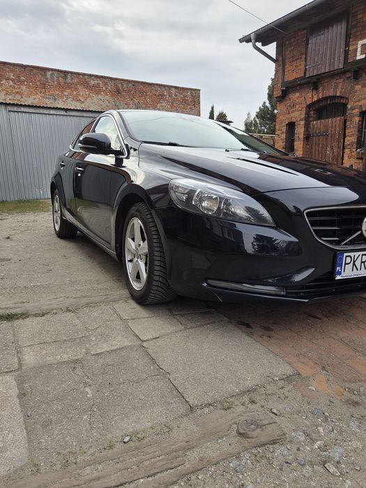 Volvo v40 D2 (23.12.2013)