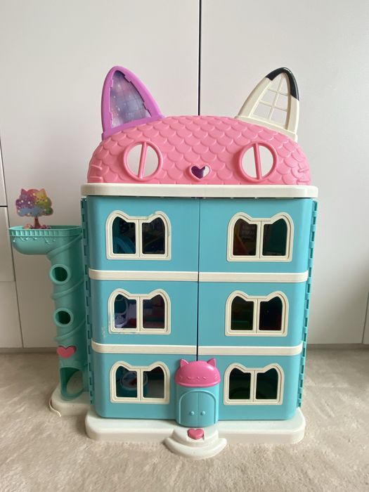 Casa de Bonecas da Gabby - Gabby’s Dollhouse Alcabideche • OLX.pt