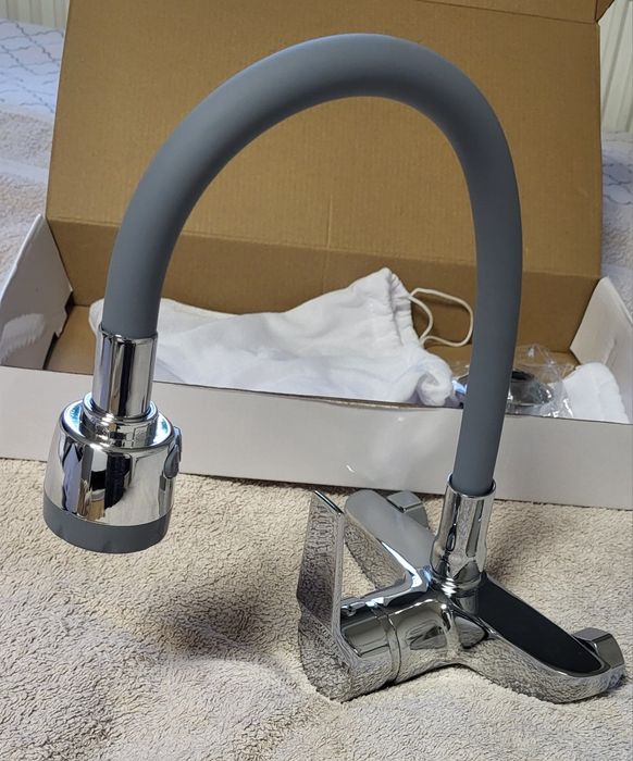 Nowa Bateria kuchenna ścienna Elastyczna wylewka Kran