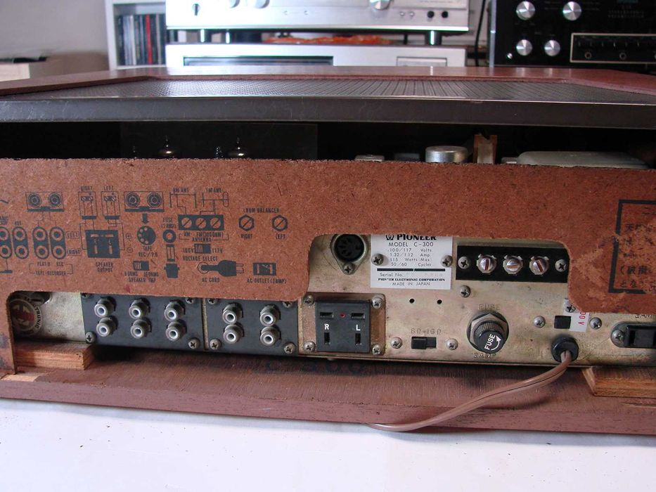 Amplituner lampowy Pioneer C-300