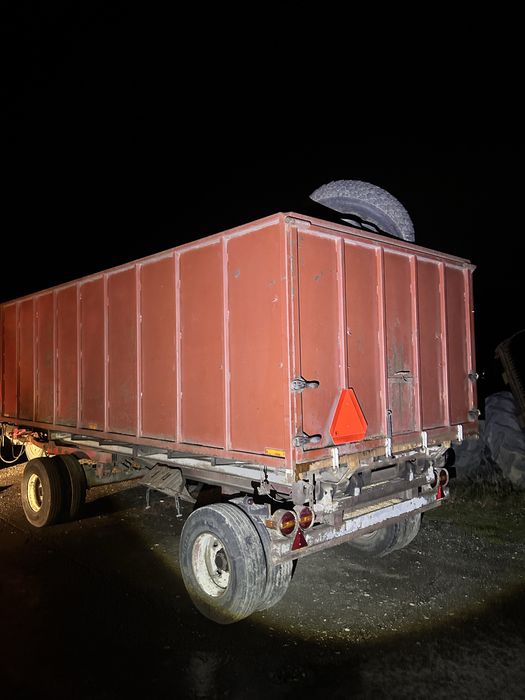 Przyczepa przyczepy rolnicze skorupa tandem