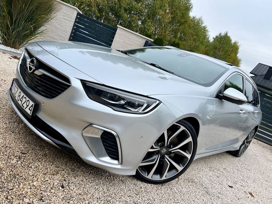 Opel Insignia GSI 260KM 4X4 MAXX Wyposażenie Panorama LuxLED Kamery 360 Masaż Wentyl