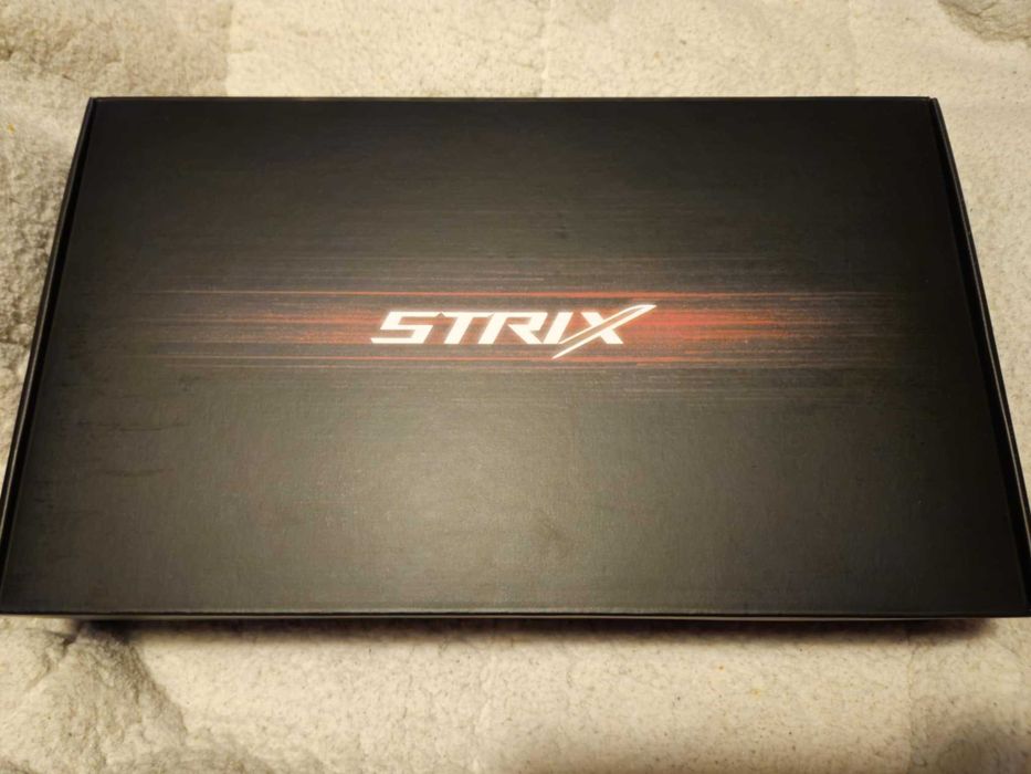 ASUS ROG Strix GTX 1070 8GB – Placa Gráfica com Caixa Original