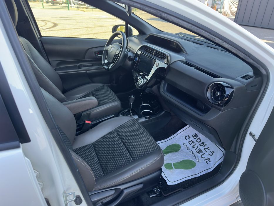 4л/100 км! Toyota AQUA 1.5 гібрид CROSSOVER 2019 рік 13800$