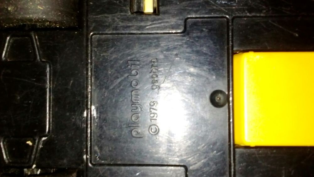 Carro playmobil 1979