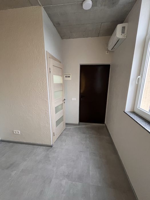 Оренда кімнати приміщення студія кабінет