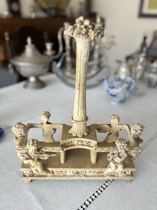 Centro de Mesa Antigo / Suporte Vintage