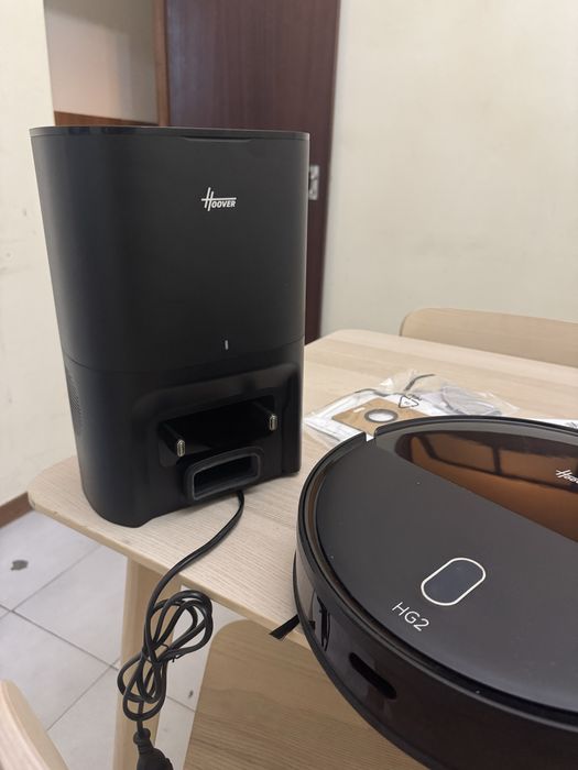 Robo aspirador total controle pelo telemovel (3 meses de uso) com garatia ainda