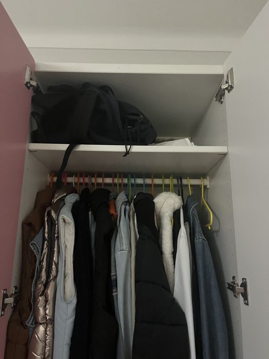 Conjunto de armário e gavetas