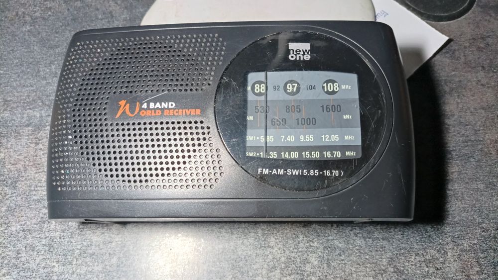 Radio FM One Band 4