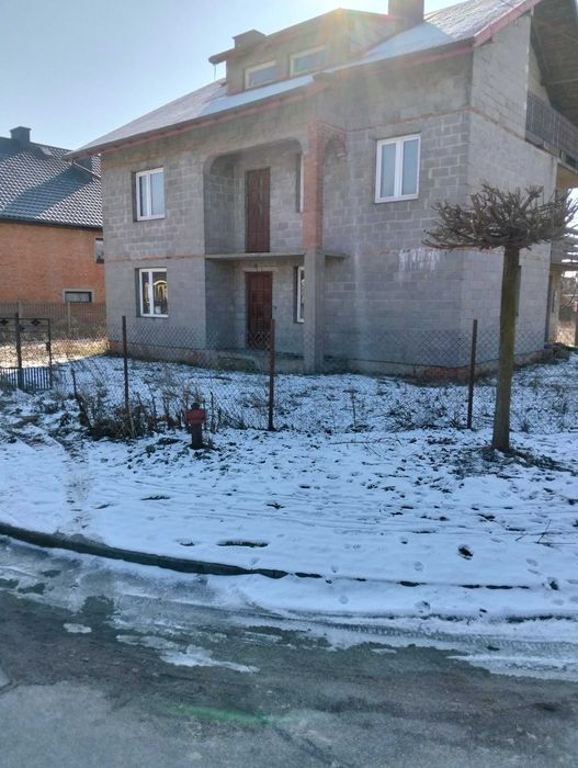 Wyjątkowy dom z ogromnym potencjałem w Rozprzy | 164 m² | narożna działka 902 m² | spokojna okolica przy lesie