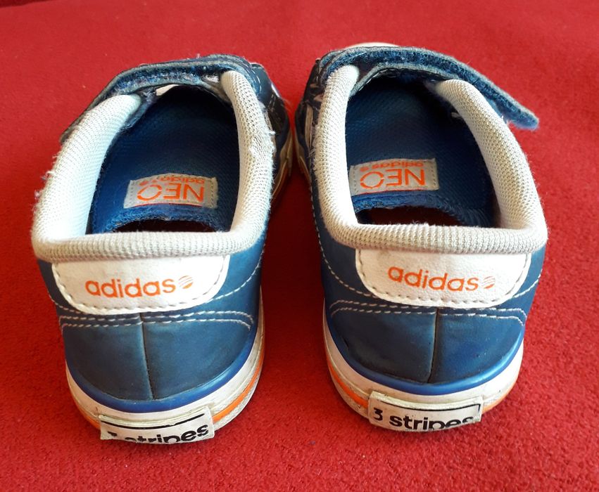 Buty chłopięce sportowe Adidas Neo roz. 26