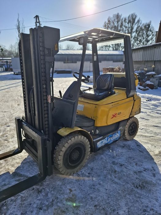 Wózek widłowy OM 2.5t