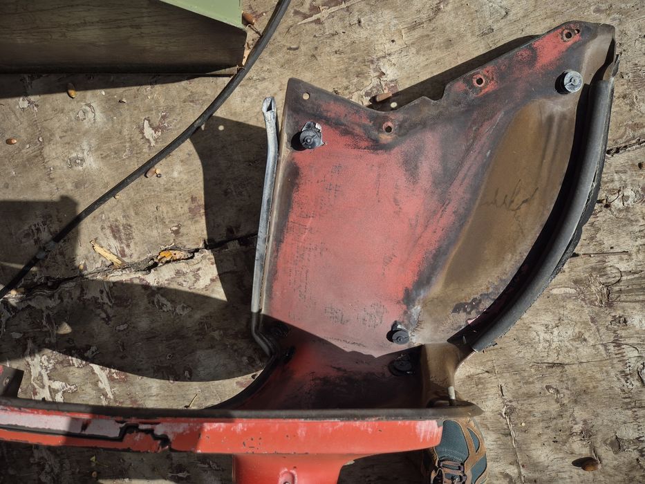 Osłona komory silnika Manitou Mtl 731  części