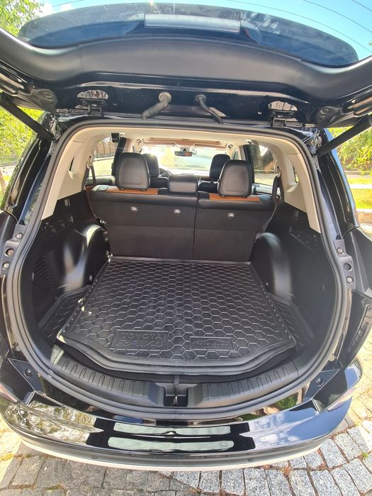 продам Toyota RAV4