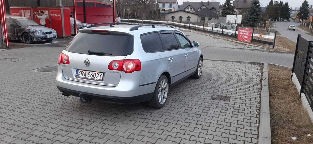 Volkswagen Passat B6 Kombi Hak Xenon 2.0 TDI