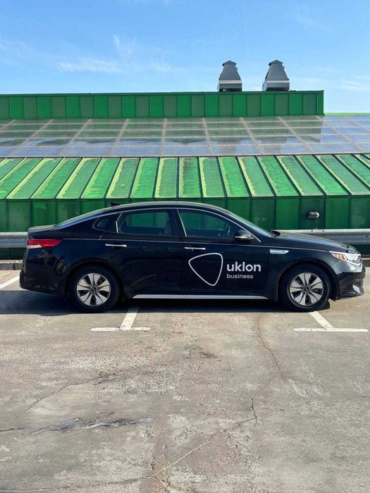 Оренда авто під таксі. Hybrid.