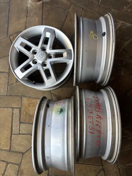 Оригінальні диски 5/114.3 r16 6.5j et51 kia ceed  hyundai