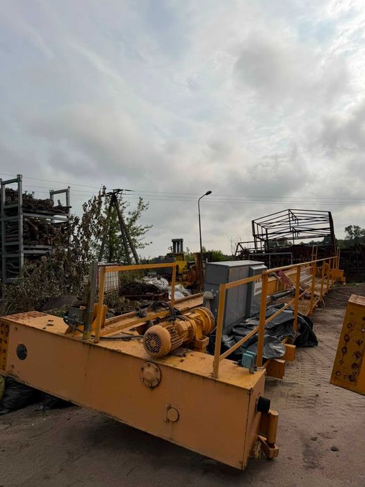 Suwnica GZUT S.A. o udźwigu 5 ton - rozpiętość mostu 16,5 m