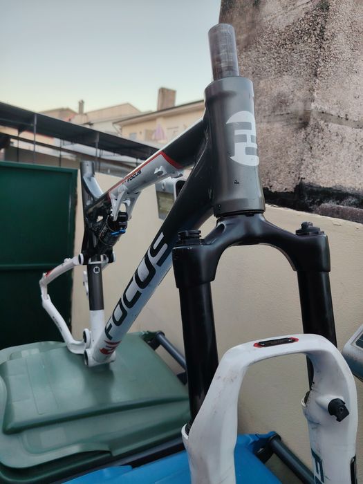Quadro focus e suspensão