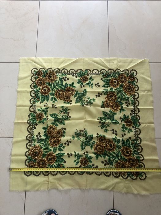 Хустки шерстяні.