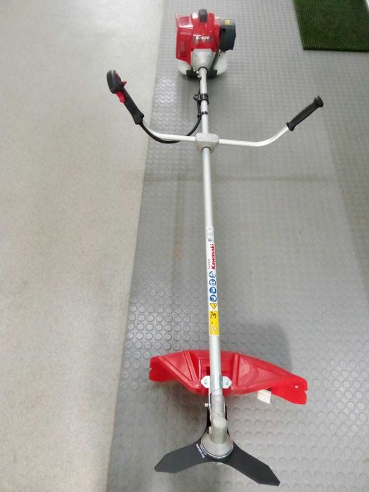 Roçadora Kawasaki TJ53E Barra ( PROFISSIONAL )
