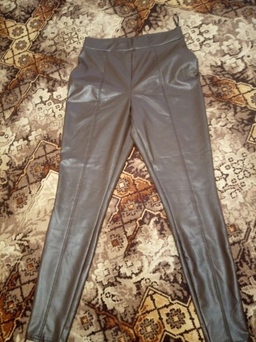 Нові лосини утеплені,розмір 46,колір шоколад