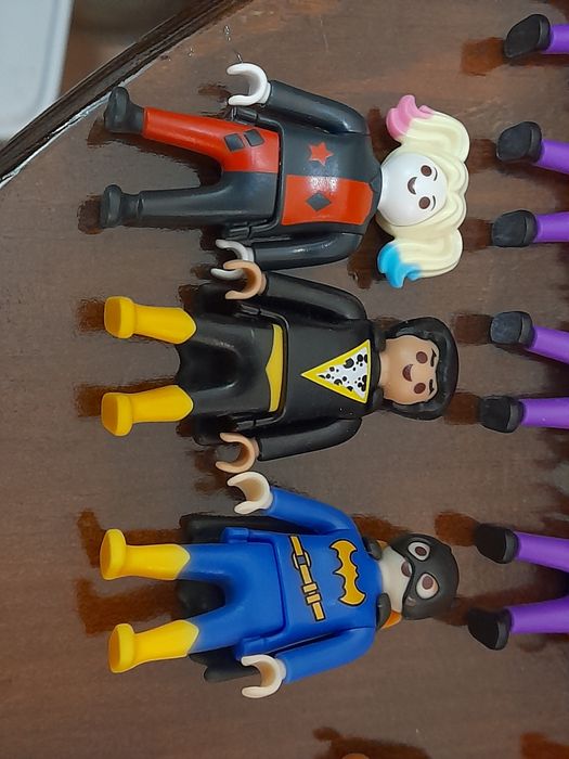 Bonecos Playmobil kinder Surpresa DC Comics Heróis Batman Vilões Joker