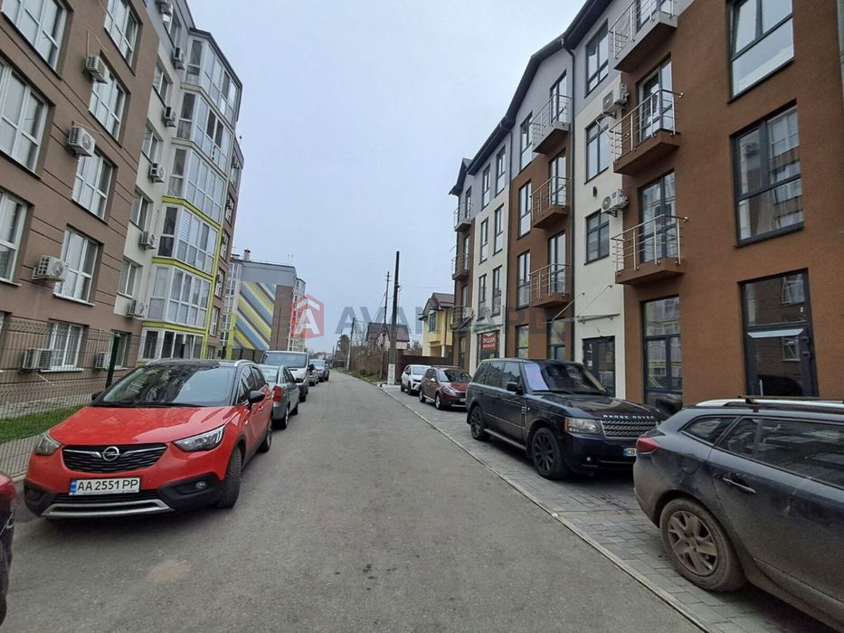 Оренда нежитлового приміщення 37 кв.м 1 поверх окремий фасадний вхід