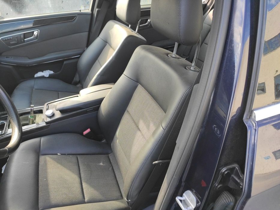 Right-side Bank MERCEDES-BENZ E-Class (W212)