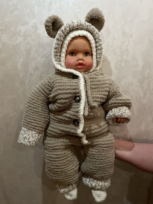 Плюшевий в'язаний костюм для малюка (ручна робота)