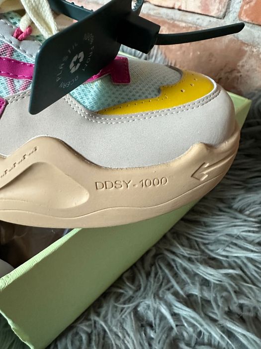 Sneakersy off white 39 nowe karton