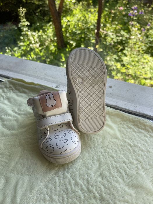 Кеді для дівчинки